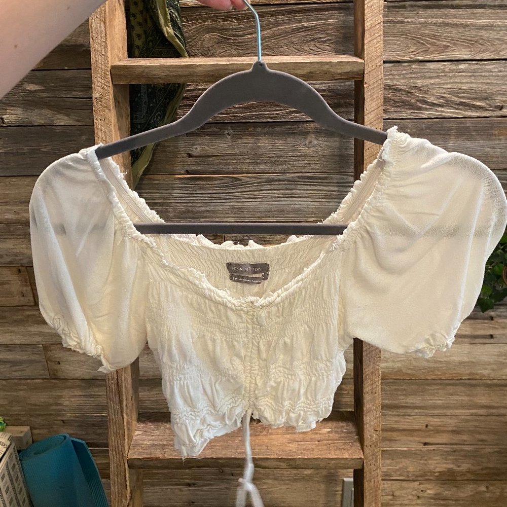 Urban outfittes white crop